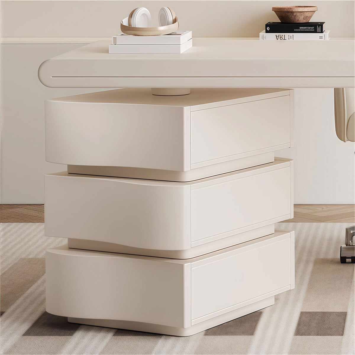Ivory Breeze Workstation