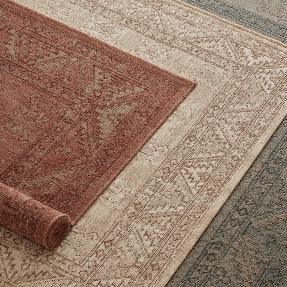 Luxurious Wool and Jute Rug