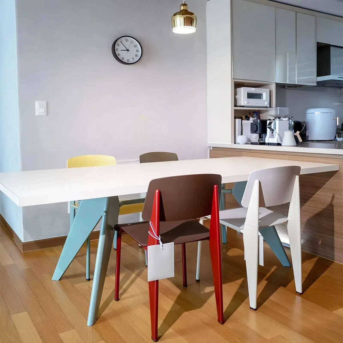 Memphis Creamy Rock Slab Dining Table