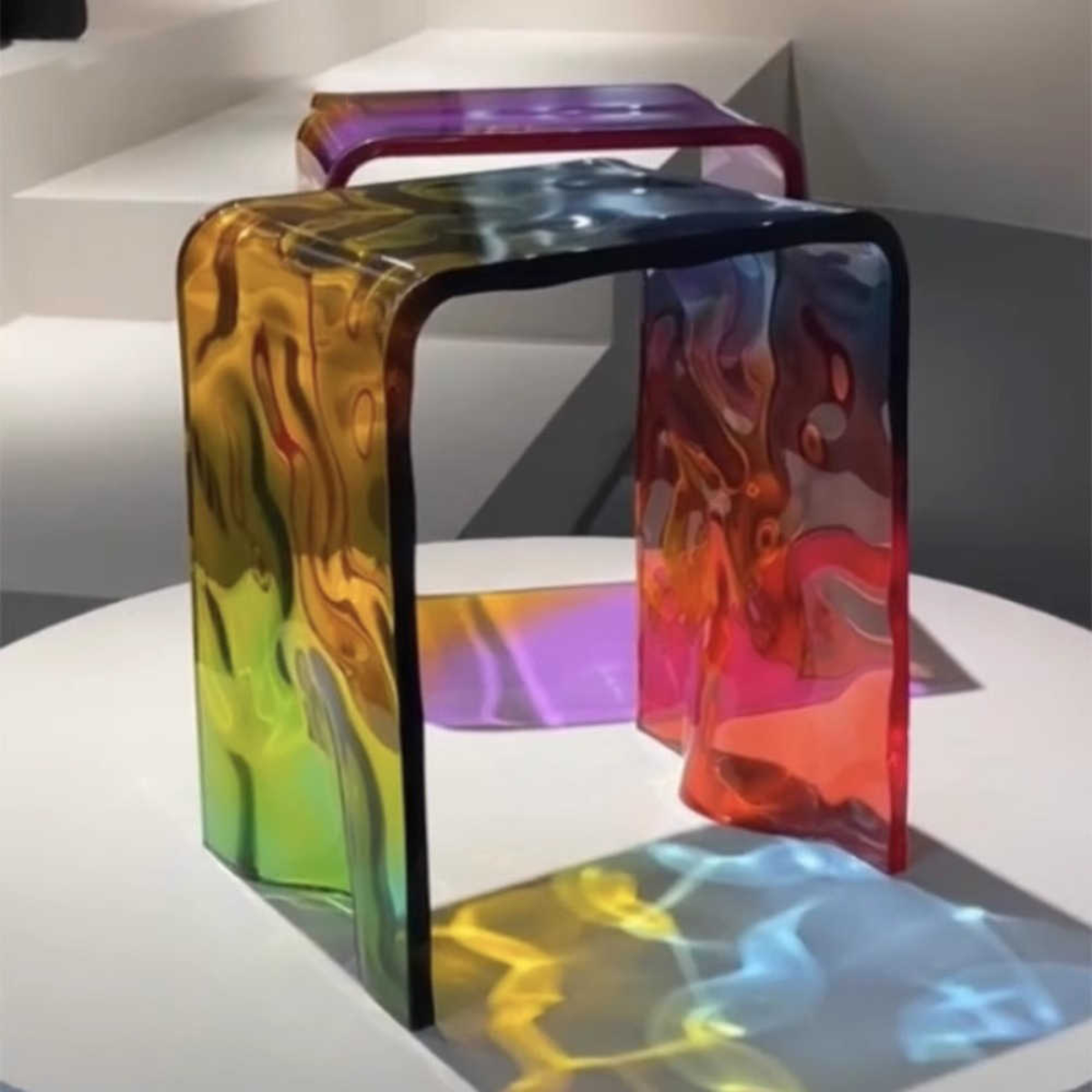 Wave-Pattern Acrylic Cube Stool