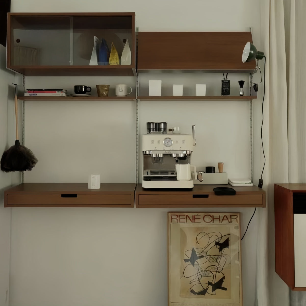 Sculpta Vanity Rack