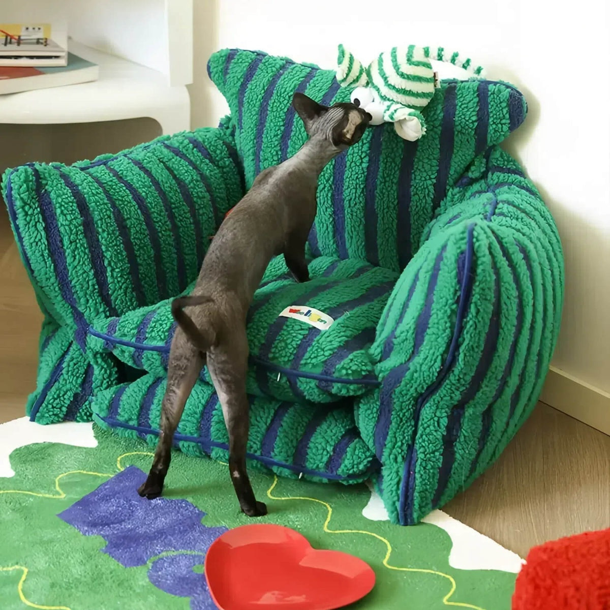 Dopamine Stripe Pet Sofa