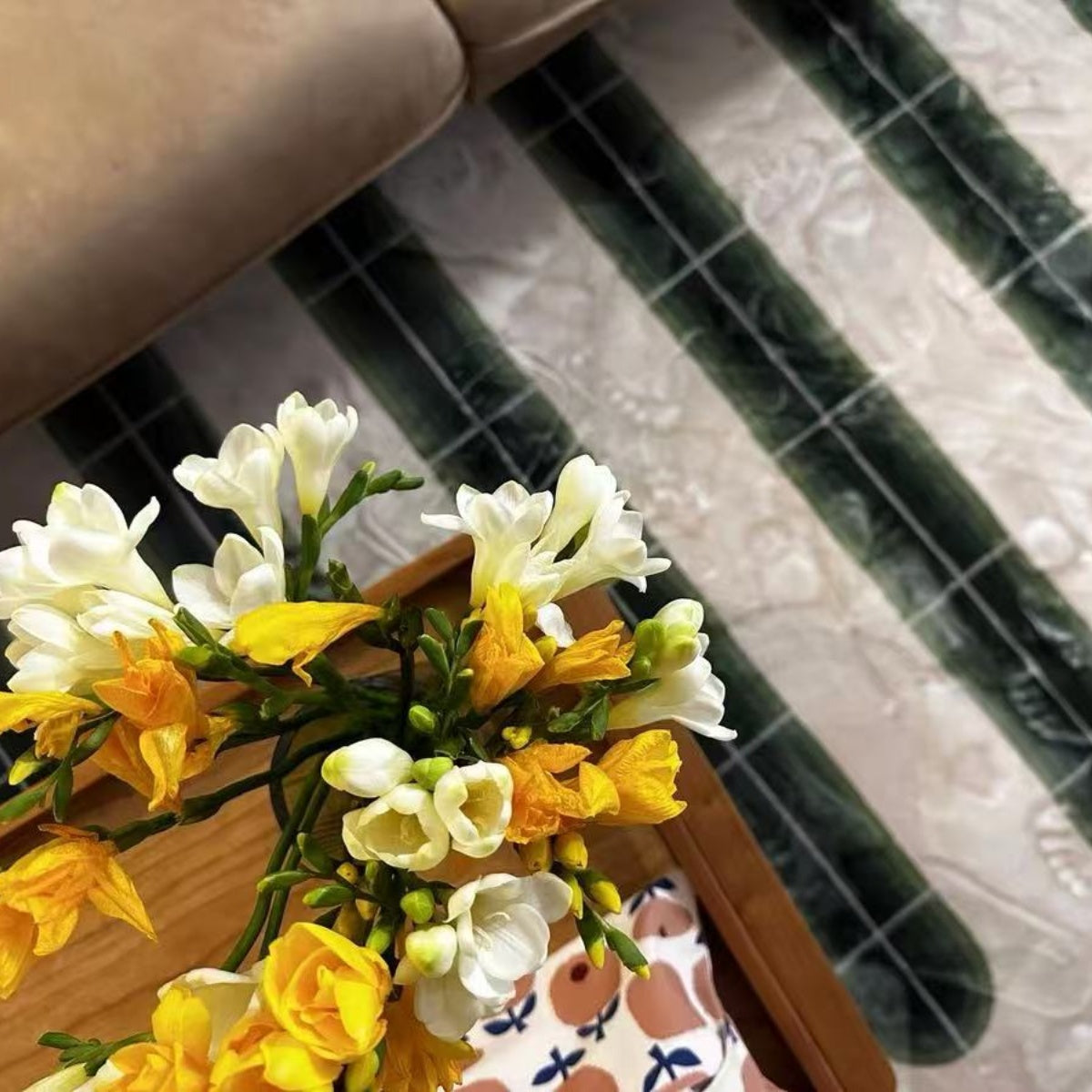 Checkerboard Retro Rug (Green)