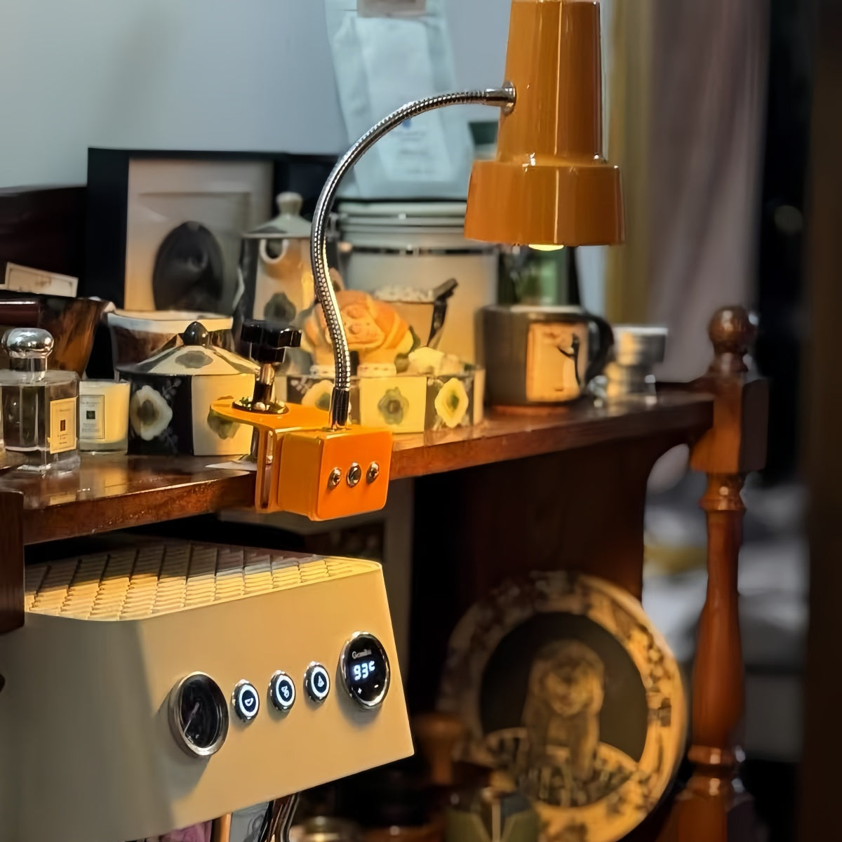 Retro Adjustable Clip Lamp