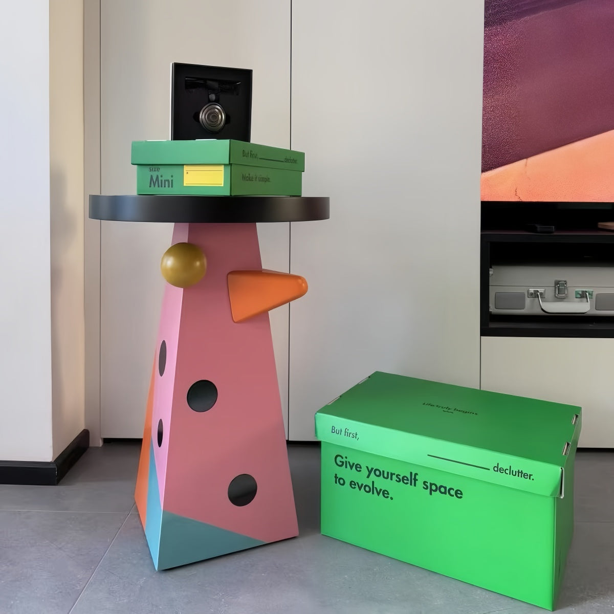 Dopamine Bird Art Side Table