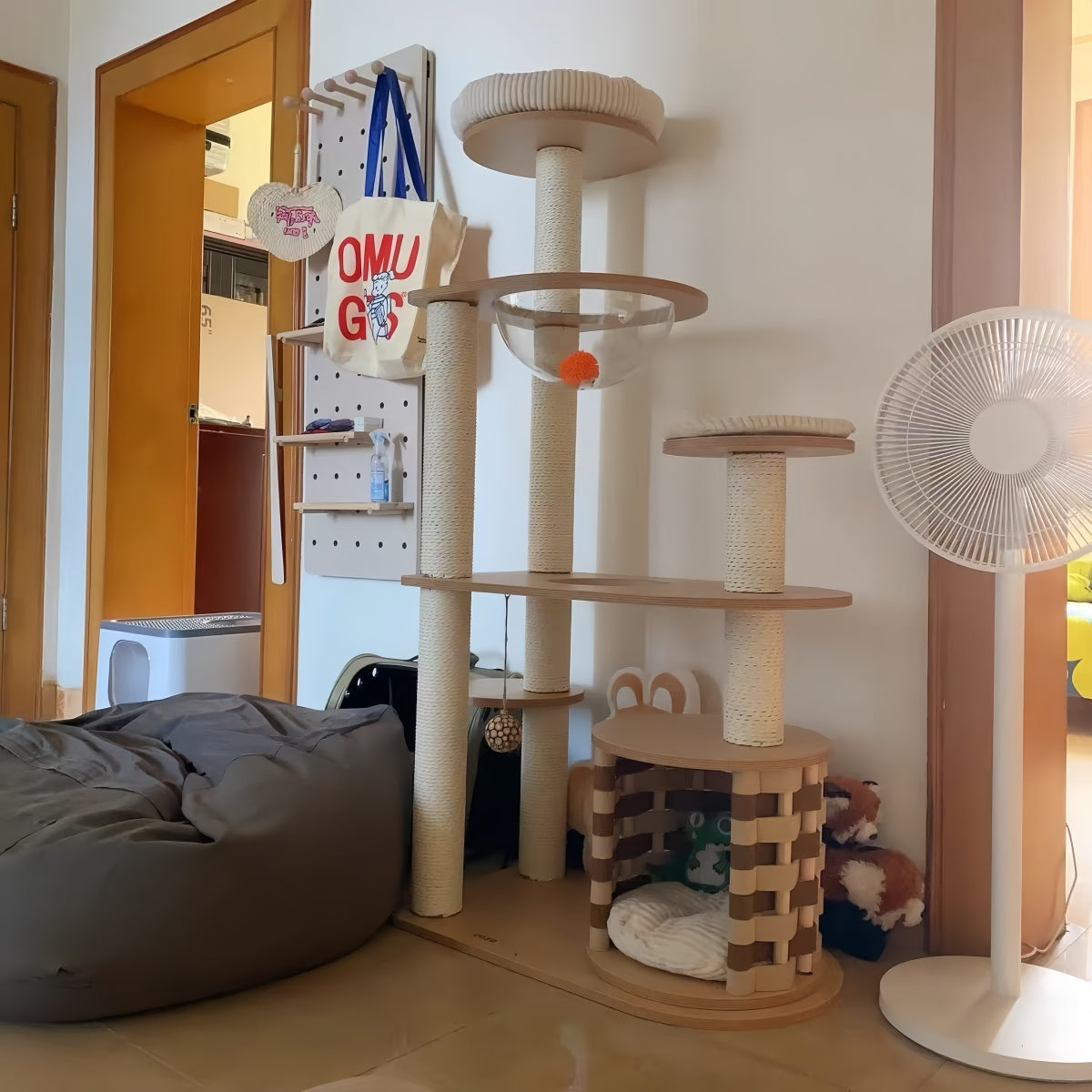 Nova All-in-One Minimalist Cat Tree