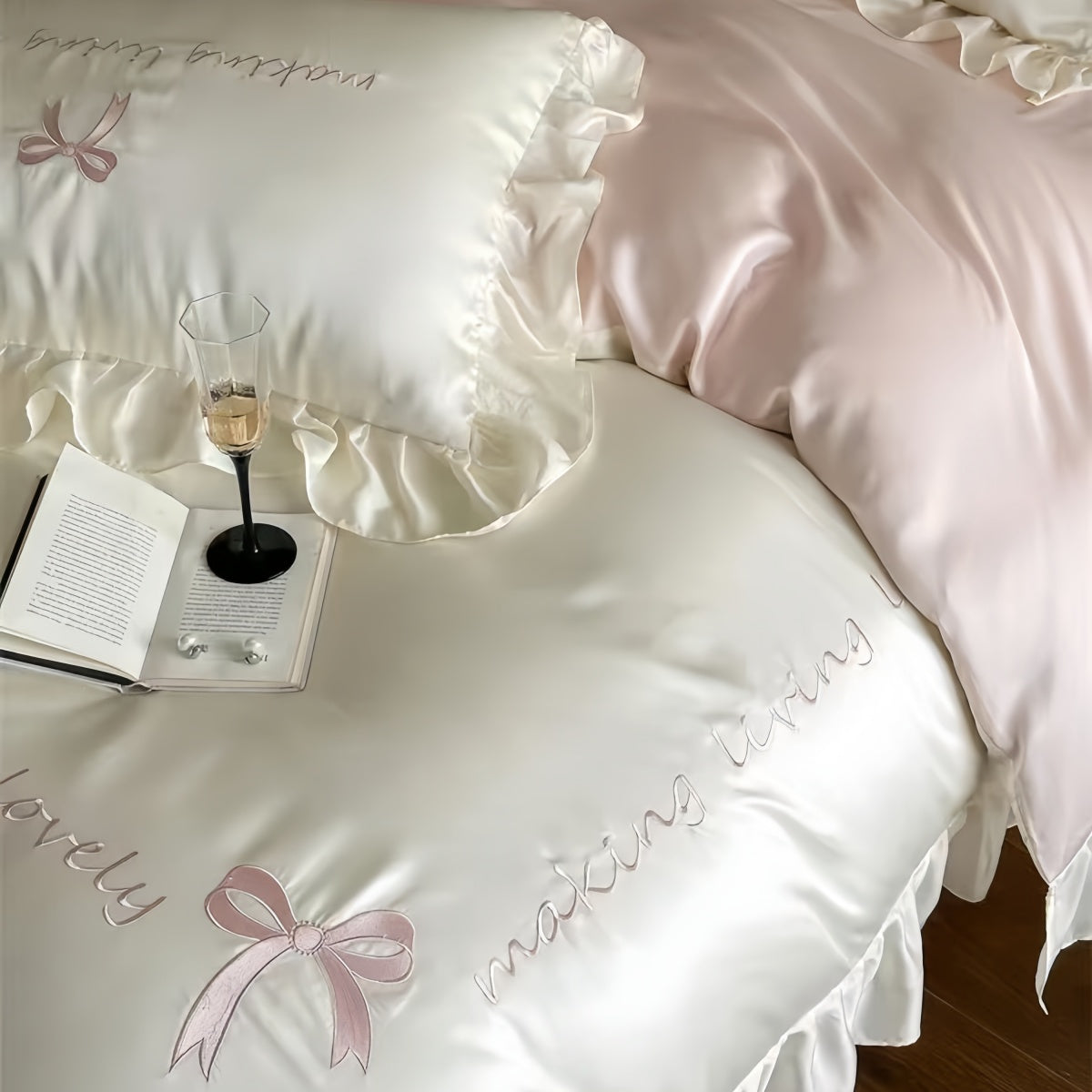 Cream Silk Bedding Set