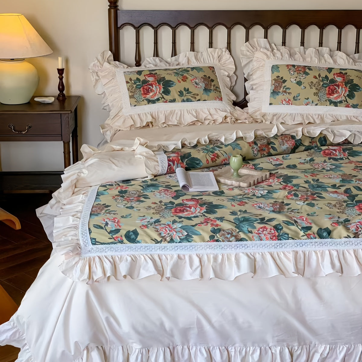 Country Floral Bedding Set (100% Cotton)