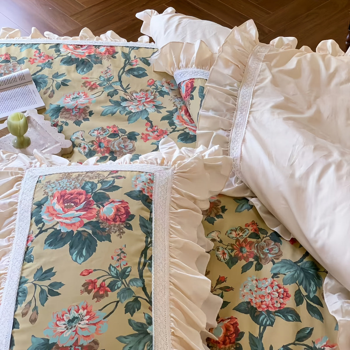 Country Floral Bedding Set (100% Cotton)