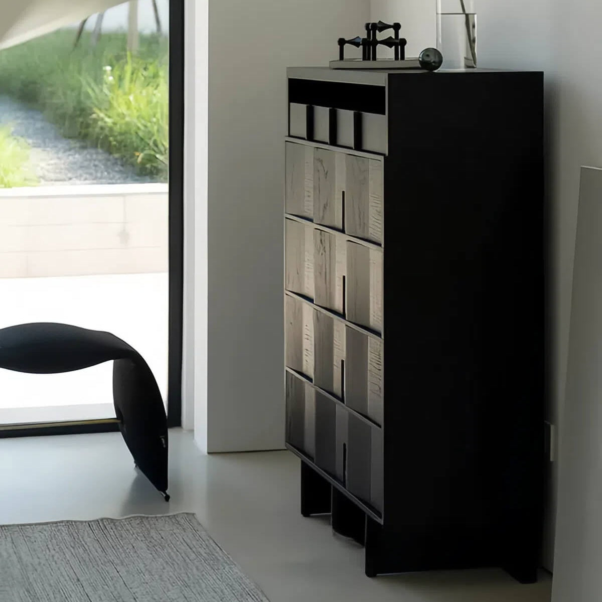 Luxe Modern Marseille Cabinet