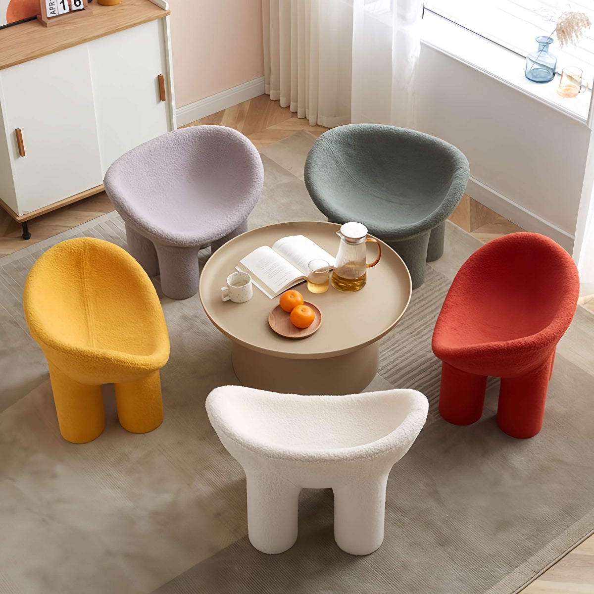 Tubby Lounge Chair (fleece)