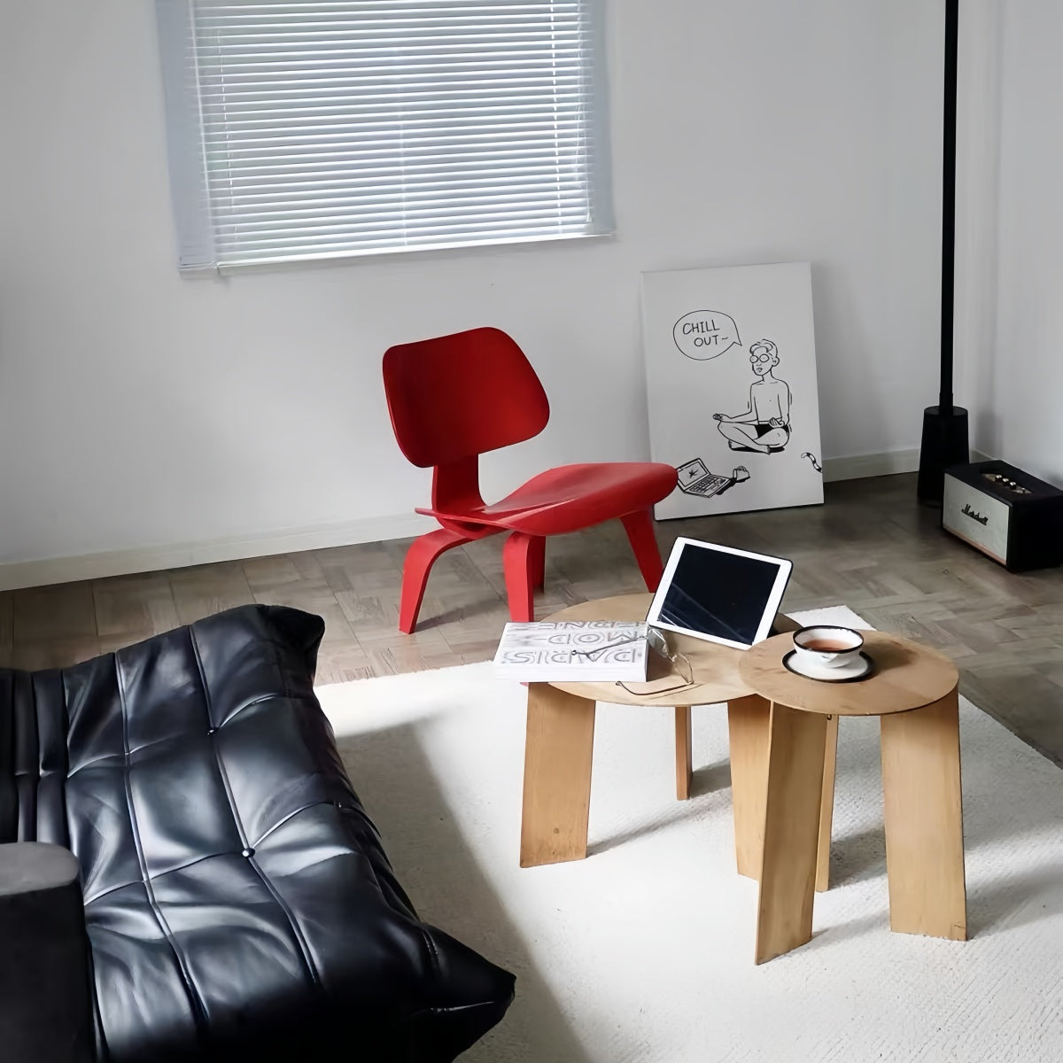 Ply Lounge Chair