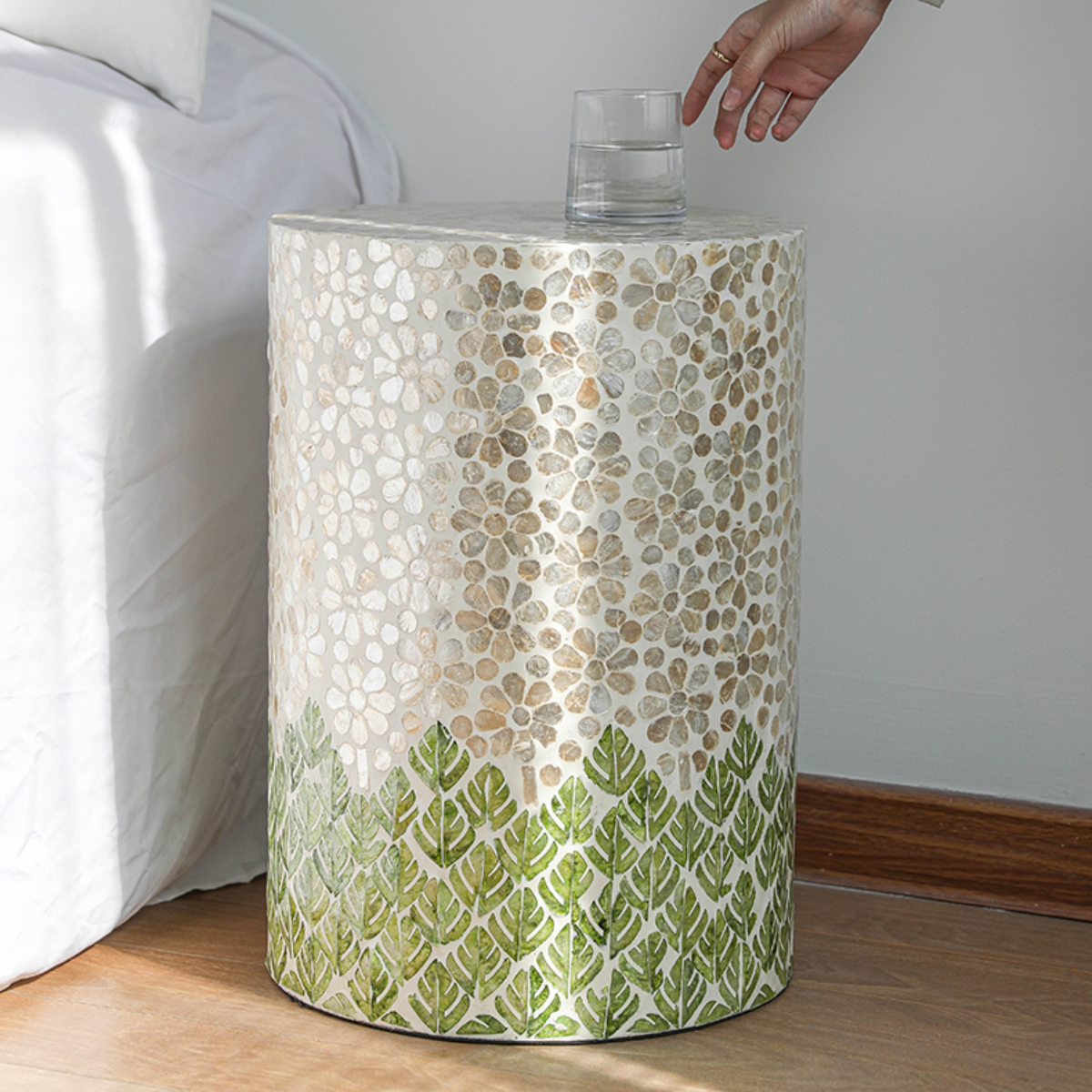 Feather Leaf Colorful Shell Side Table