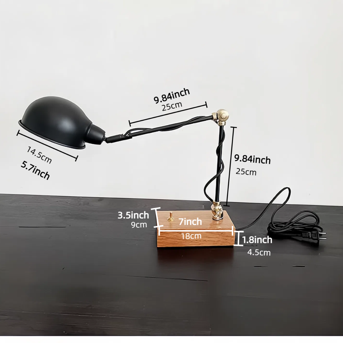 Vintage-Inspired Wooden Desk Lamp