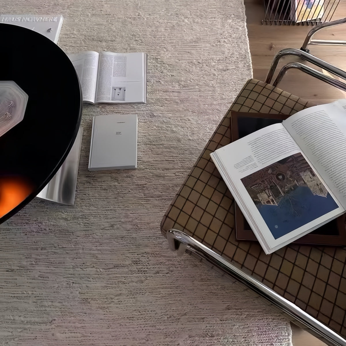 Mark Swivel Armchair