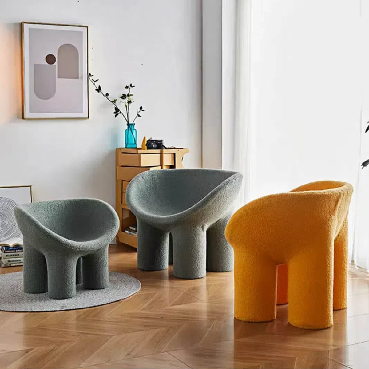 Tubby Lounge Chair (fleece)