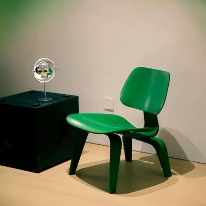 Ply Lounge Chair