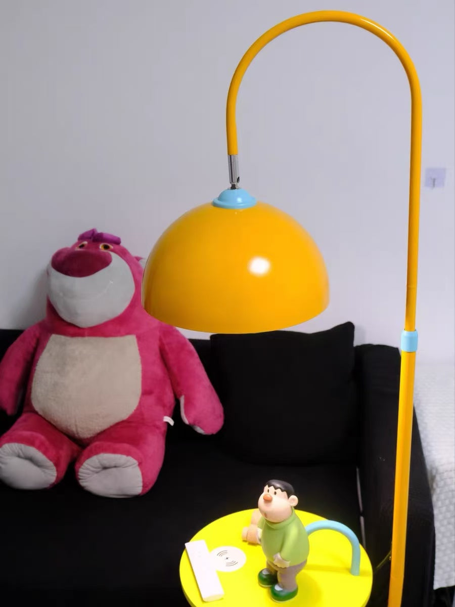 Benny Bumbles Lamp with Coffee Table