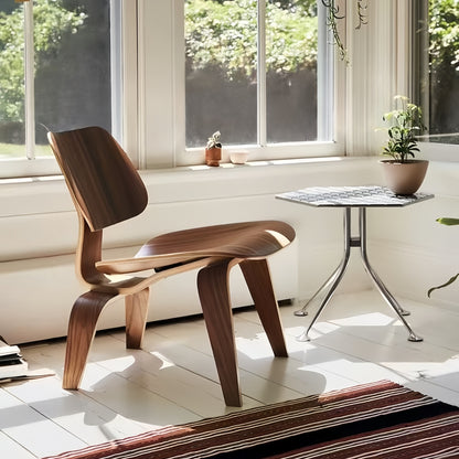 CurveNest Lounge Chair