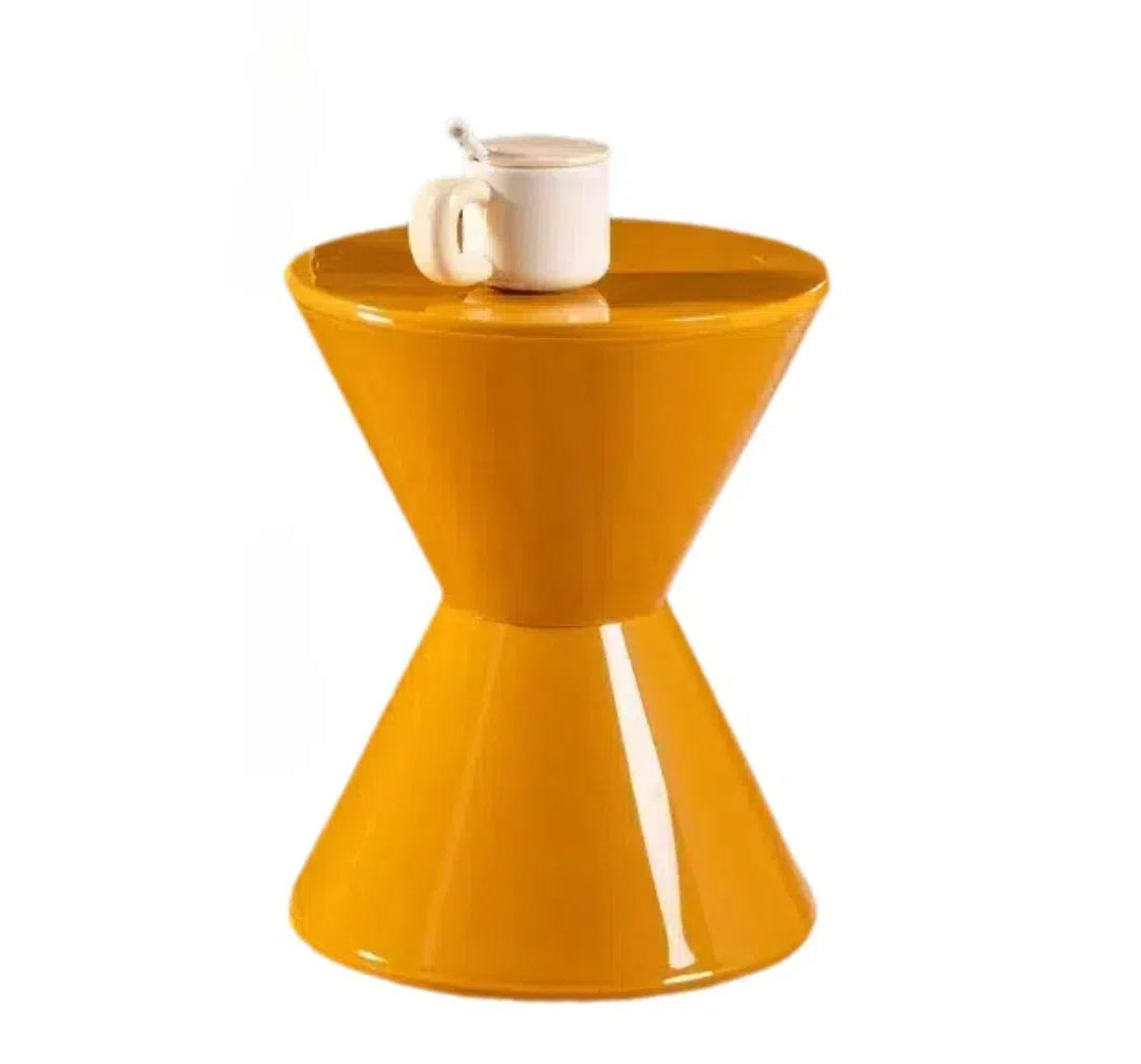 Hourglass Charm Coffee Stand