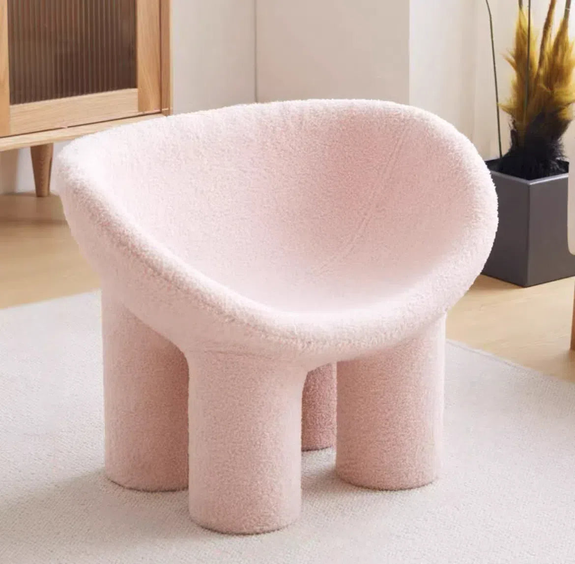 Tubby Lounge Chair (fleece)