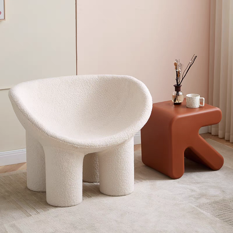 Tubby Lounge Chair (fleece)